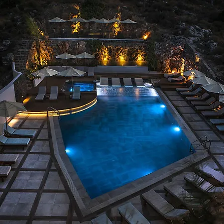 Orama Boutique Hotel 4*